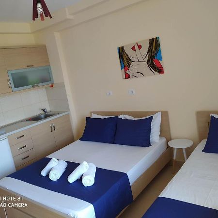 Summer Life Apartments Sarandë Eksteriør bilde