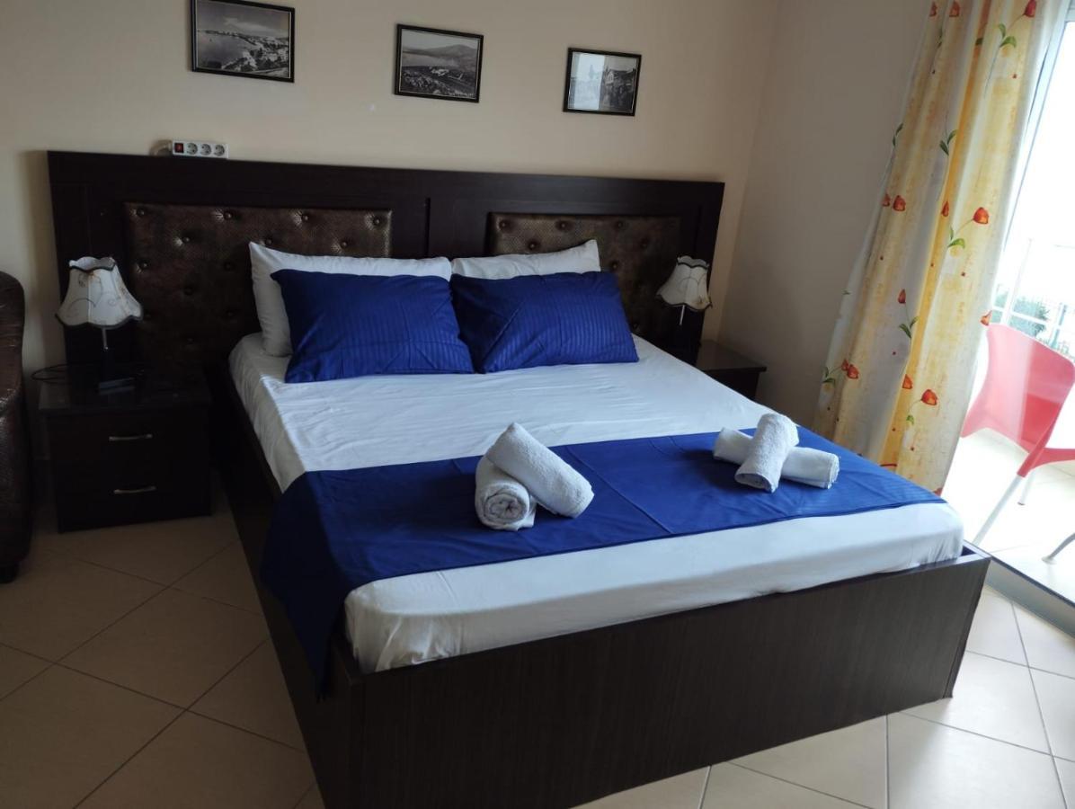 Summer Life Apartments Sarandë Eksteriør bilde