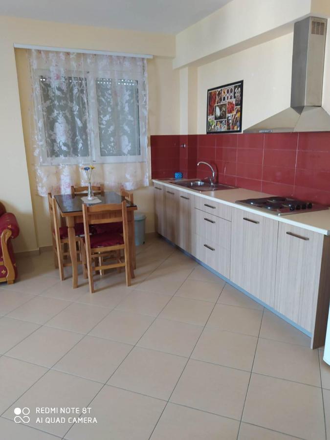 Summer Life Apartments Sarandë Eksteriør bilde