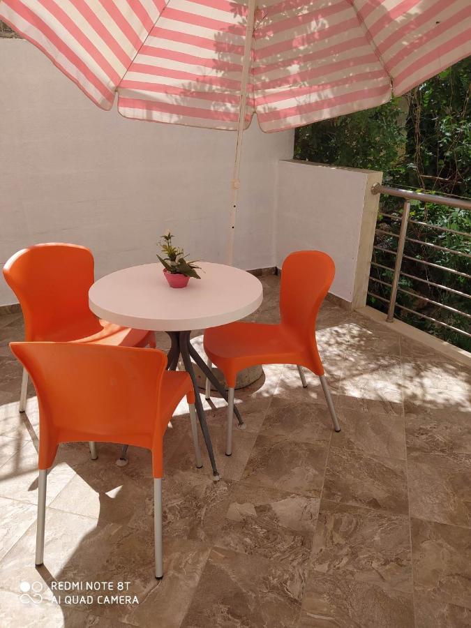Summer Life Apartments Sarandë Eksteriør bilde