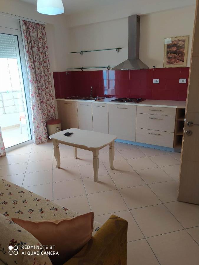 Summer Life Apartments Sarandë Eksteriør bilde
