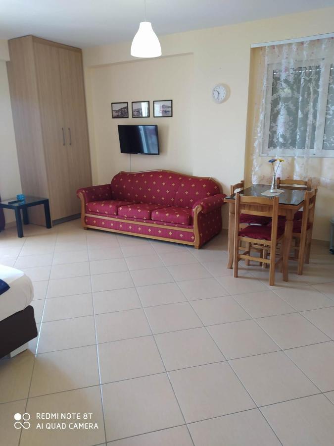 Summer Life Apartments Sarandë Eksteriør bilde